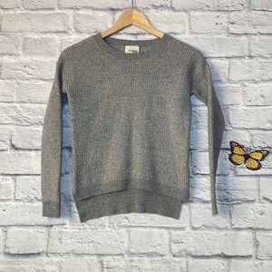 WILFRED Free Aritzia 100% Wool From Italy Crew Neck High-Low Sweater Size XXS